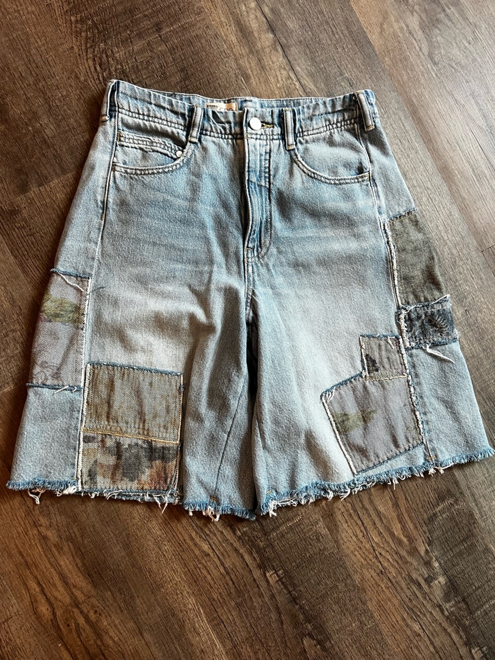 Anthropologie x Pilcro Adi Cut-offs patchwork denim shorts size 27 - Picture 3 of 13